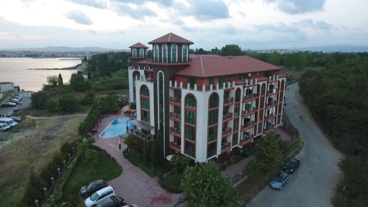 Chateau Del Marina Apart Complex Aparthotel Nesebar Exterior foto